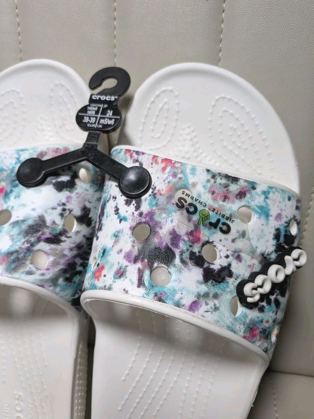 CROCS Classic Tie Dye Mania Slides Men's 6 / Women's 8 Comfort Normcore College - Picture 4 of 5